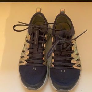 Giles Under Armor Tennis Shoes